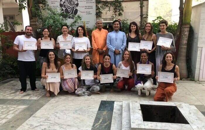 9 Amazing Reasons To Choose Yoga Teacher Training In Rishikesh